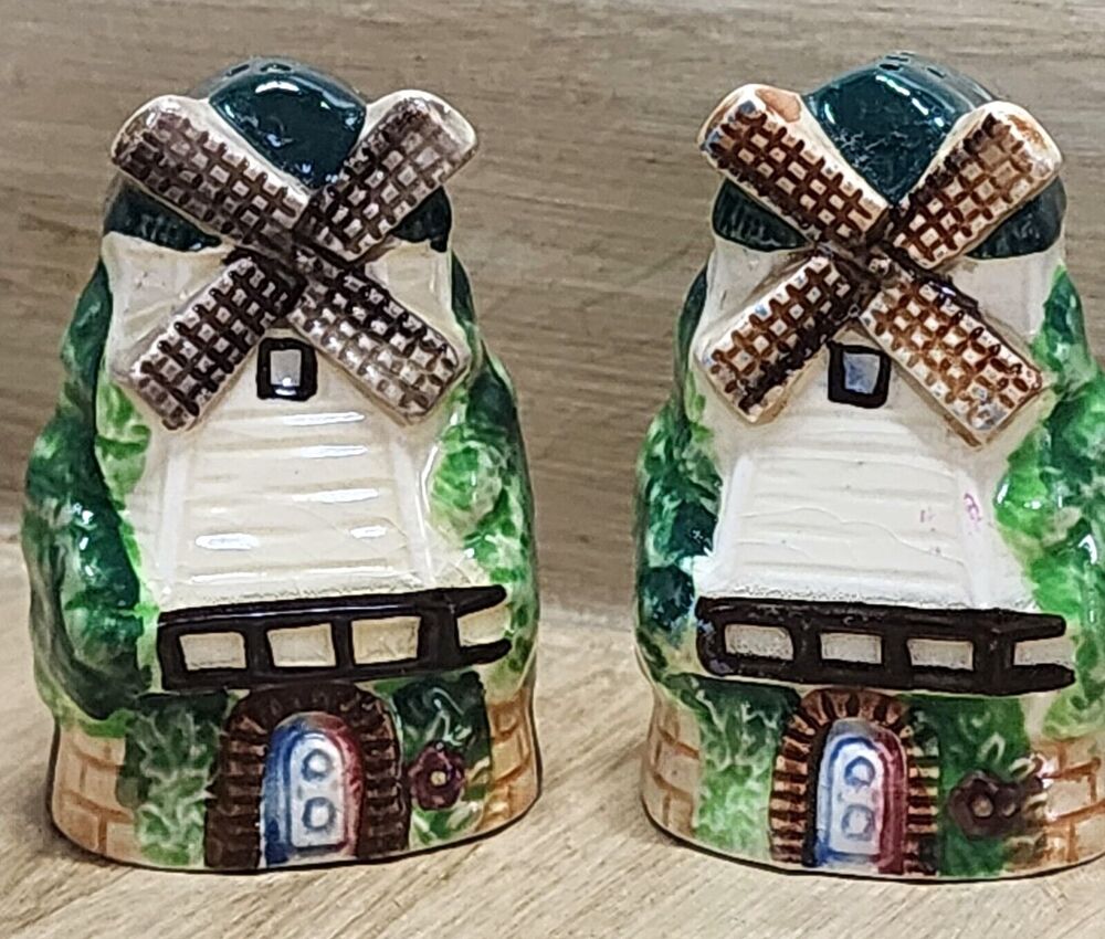 Vintage Hand Painted Wind Mill Shaped 3" Ceramic Salt & Pepper Shakers Japan